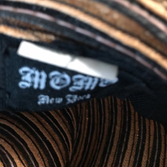 Fun striped FLOpPy sun hat perfect for the beach - Picture 4 of 4